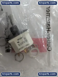 Cutler-Hammer E10E118DS Hardware – actual item, photo 2 of 3