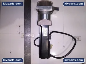 Yaskawa SGMAS-C2AGA-SU22 Electric AC Servo Motor – actual item, photo 2 of 5