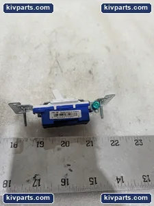 Eaton 15A-120VAC Single Polw Toggle Switch – actual item, photo 3 of 8