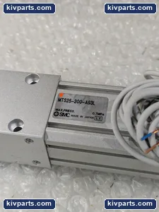 SMC MTS25-200-A93L Precision Slide Table Cylinder – actual item, photo 2 of 3