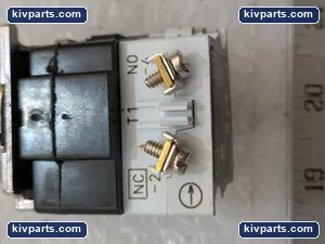 Eaton 10250T221L Illuminated Pushbutton – actual item, photo 3 of 6