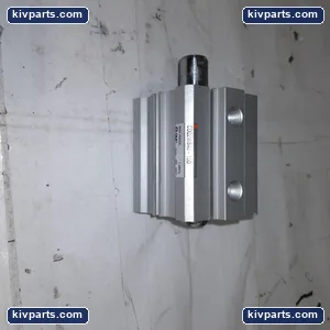 SMC CDQ2WB40-15D Compact Air Cylinder – actual item, photo 2 of 3