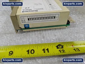 Honeywell XF521A Analog Input Module – actual item, photo 7 of 8