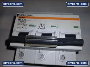 Merlin Gerin NC100 Multi 9 D100A – actual item, photo 3 of 4