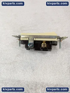 Leviton 5603-2I Receptacle – actual item, photo 4 of 7