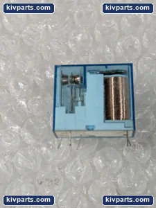Finder Type Miniature PCB Relay – actual item, photo 2 of 3