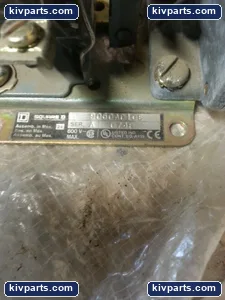 Square D 9050A010E Pneumatic Timing Relay – actual item, photo 5 of 8
