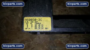 Bussmann H60030-3C Fuse Block Holder – actual item, photo 2 of 2
