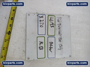 Cooper 2132A-BOX Duplex Receptacle – actual item, photo 4 of 4