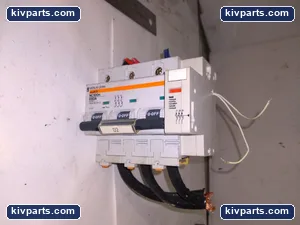 Merlin Gerin NC100H Miniature Circuit Breaker – actual item, photo 12 of 13