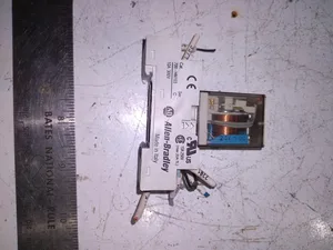 Allen-Bradley 700-HN103 Relay