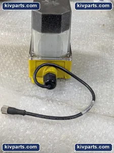Banner DX81P6 FlexPower Battery Supply Module – actual item, photo 4 of 7