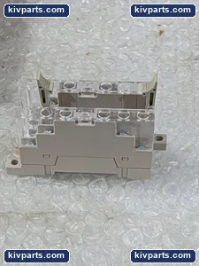Omron P7SA-14F-ND Relay Socket – actual item, photo 2 of 6