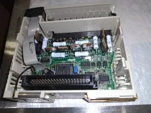 Omron CQM1-OD215 8 Point PLC I/O Module