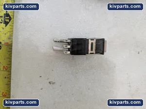 IDEC MA2P Relay – actual item, photo 5 of 6