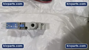 SMC VQZ115-5L1-C4-PR-Q Valve – actual item, photo 5 of 12