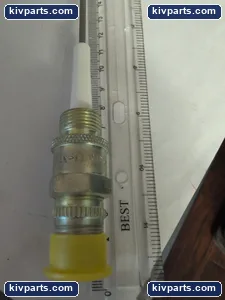 SI-322 SL AUBURN Spark Plug – actual item, photo 2 of 5