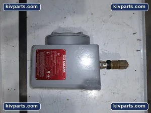 Hubbell GRE-300L Hubble Killark – actual item, photo 2 of 6