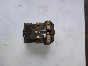 General Electric CR2790E100H25 Control Relay