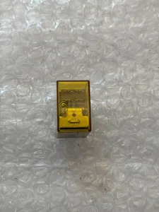 Aromat K4E-115V-9 Relay