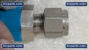 Swagelok 1/4T Fitting – actual item, photo 8 of 11