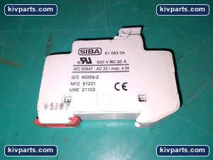 10X38 51 063 04 Fuse Holder Disconnect – actual item, photo 3 of 5
