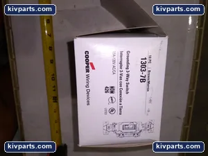 Cooper 1303-7B Wiring Devices Grounding Switch – actual item, photo 5 of 6