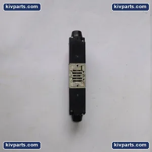 Numatics 031SS400C Dual Coil Solenoid Valve – actual item, photo 3 of 4