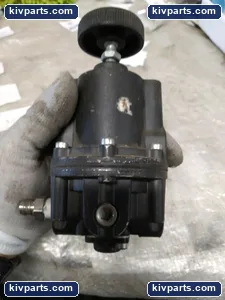 Fairchild PSI 1-60 PSI Range with Gauge – actual item, photo 5 of 8