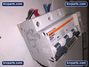 Merlin Gerin NC100H Miniature Circuit Breaker – actual item, photo 7 of 13