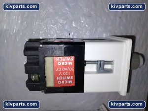 Honeywell 911CLA011NA Micro Switch – actual item, photo 2 of 5