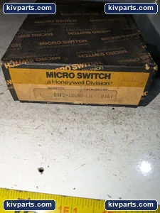 Honeywell DTF2-2RQN8-LH Division Micro Switch – actual item, photo 5 of 6