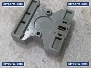 IDEC SR3P-06 Relay Socket Base – actual item, photo 3 of 4