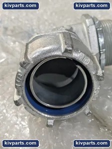 90 Degree Liquidtight Flexible Conduit Connector 1-1/2 Zinc Plated Insulated – actual item, photo 2 of 5
