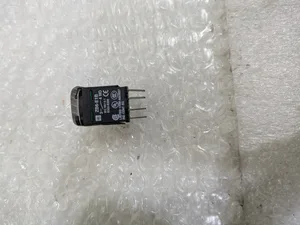 Schneider Electric ZB6-E1B Pushbutton – actual item, photo 1 of 6
