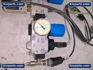 Festo MIDI-24 Filter Regulator Separator Valve – actual item, photo 3 of 6