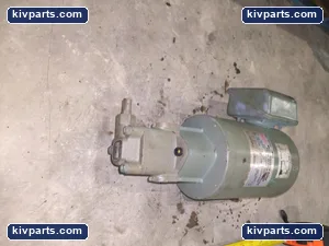 Nippon OIL Pump TOP-1ME200-1-13MAVB Motor – actual item, photo 4 of 6