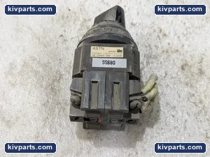 IDEC SS680 1.3 Nm DIN Rail Screw Connector – actual item, photo 2 of 4