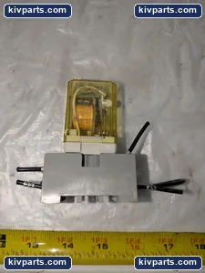 IDEC SR2P-05C Relay – actual item, photo 2 of 4