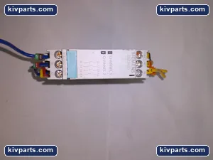 Siemens 3TK2830-1CB30 Sirius Siguard Safety Relay – actual item, photo 2 of 4
