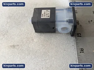 SMC LVA20-02N-C4 Pneumatic Component – actual item, photo 2 of 7