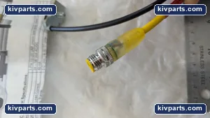 Syron SGS40021 Two Key Male Connector – actual item, photo 8 of 13