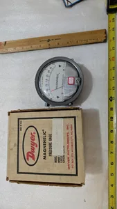Dwyer Gauge