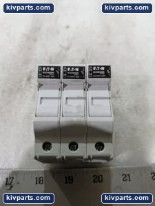Eaton C383FHCC-3 Class CC Modular Fuse Holder – actual item, photo 3 of 10