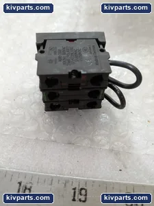 Eaton M22S-T-G-230G Pushbutton – actual item, photo 5 of 6