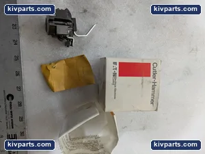 Cutler-Hammer 10923H4A Limit Switch Industrial Control – actual item, photo 2 of 10