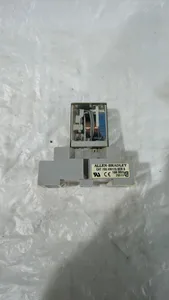 Allen-Bradley 700-HN128 Relay Socket