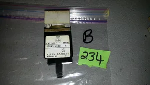 Allen-Bradley 800MS-JX2U Maintained Selector Switch