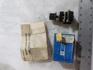 General Electric CR2940UE212A2 Station Industrial Switch