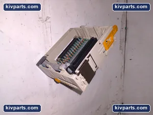 Omron CQM1-ID213 PLC Module – actual item, photo 8 of 10